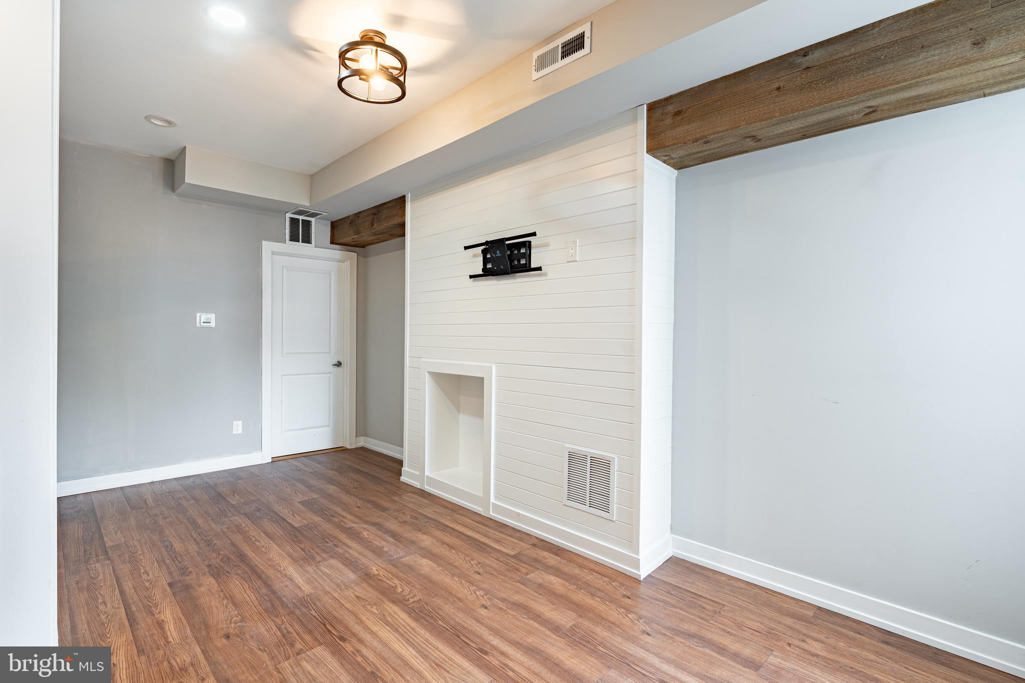 168 GREEN LANE UNIT 2