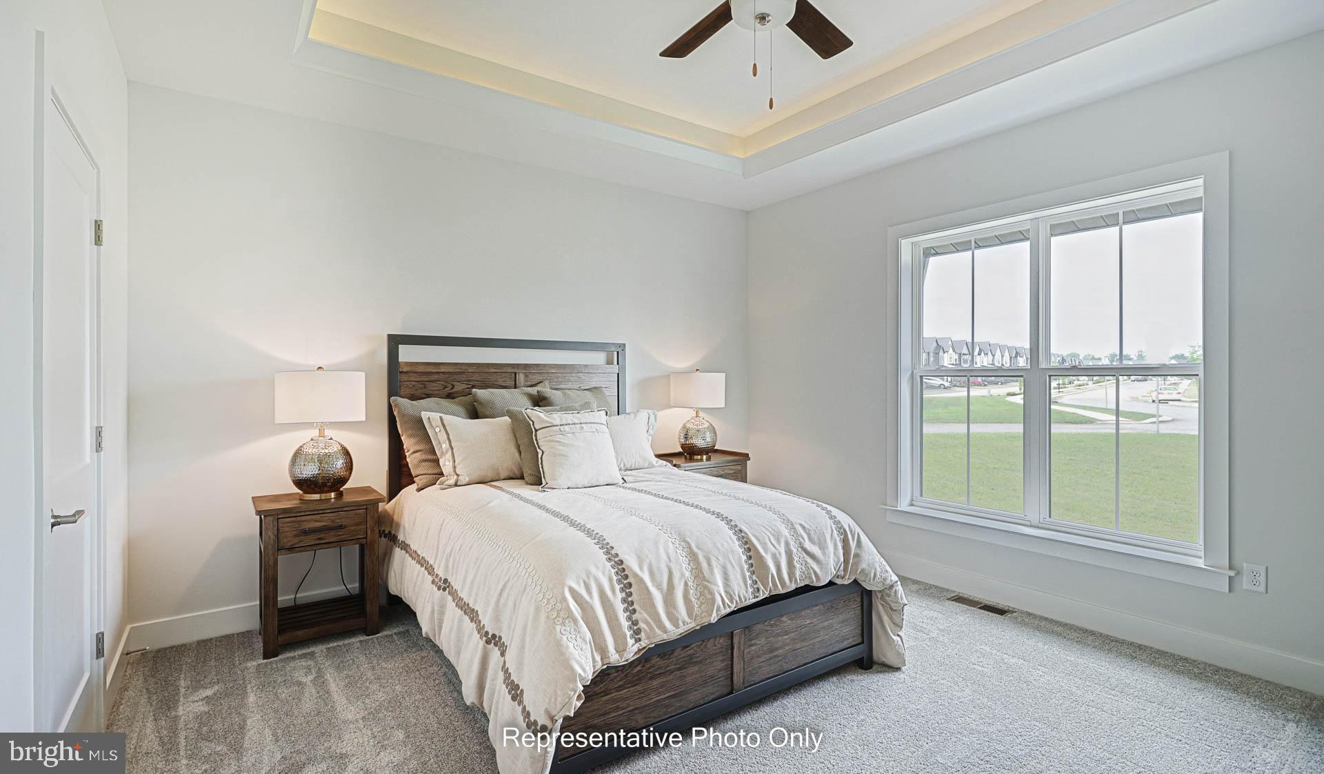 MADISON COURT - Residential