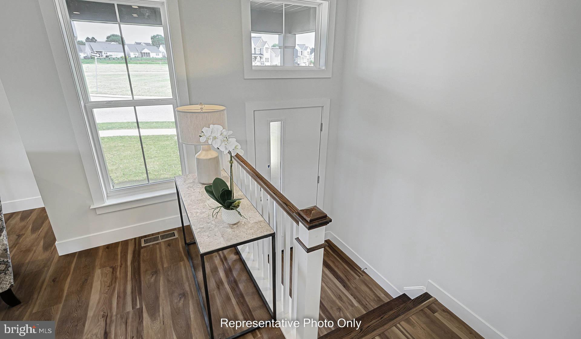 MADISON COURT - Residential