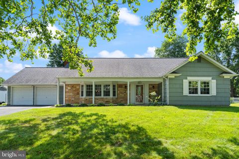 Homes For Sale - 2817 Stonybrook Drive<br/> BOWIE, MD 20715
