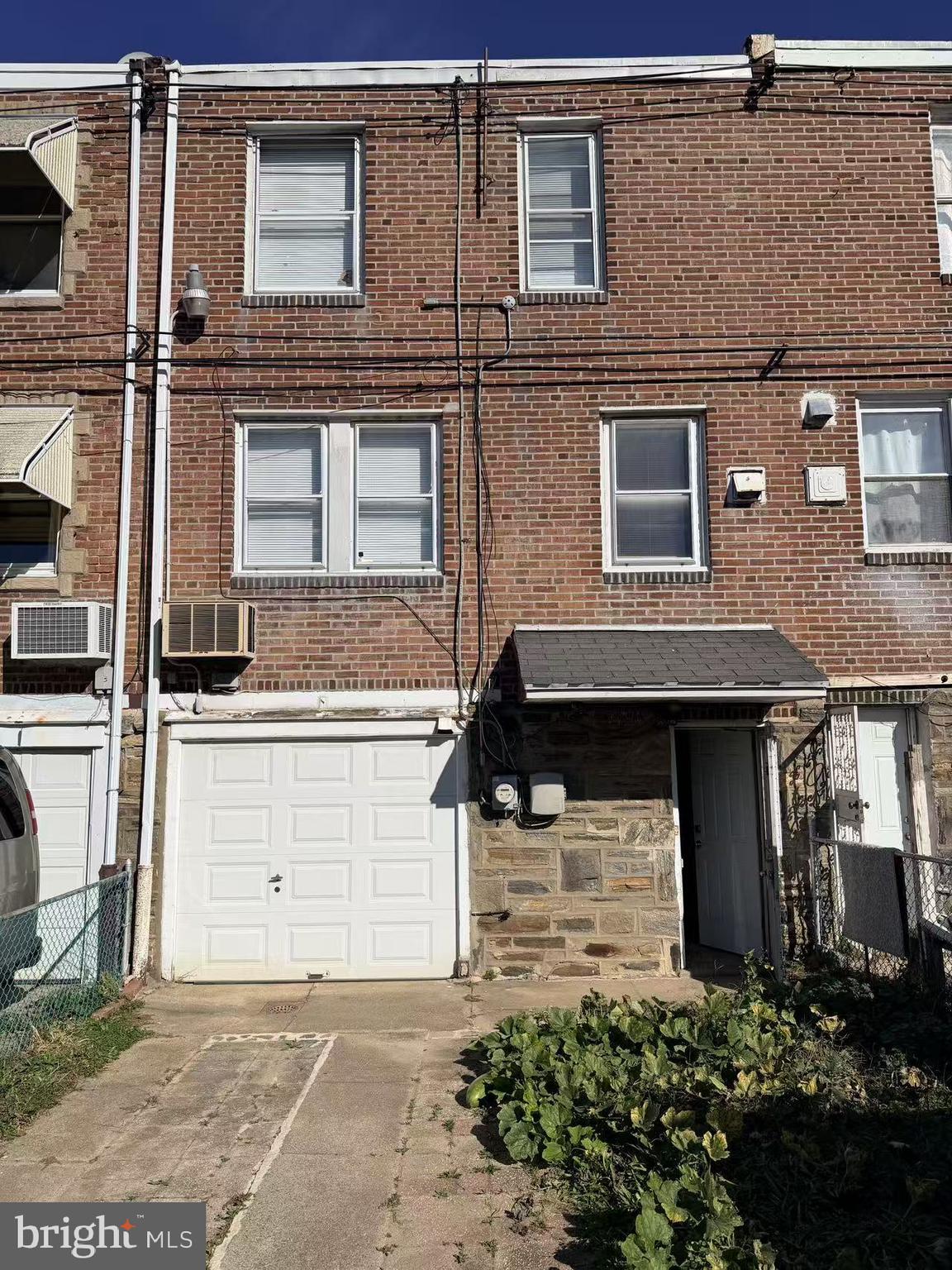 PHILADELPHIA (NORTHEAST) - Residential