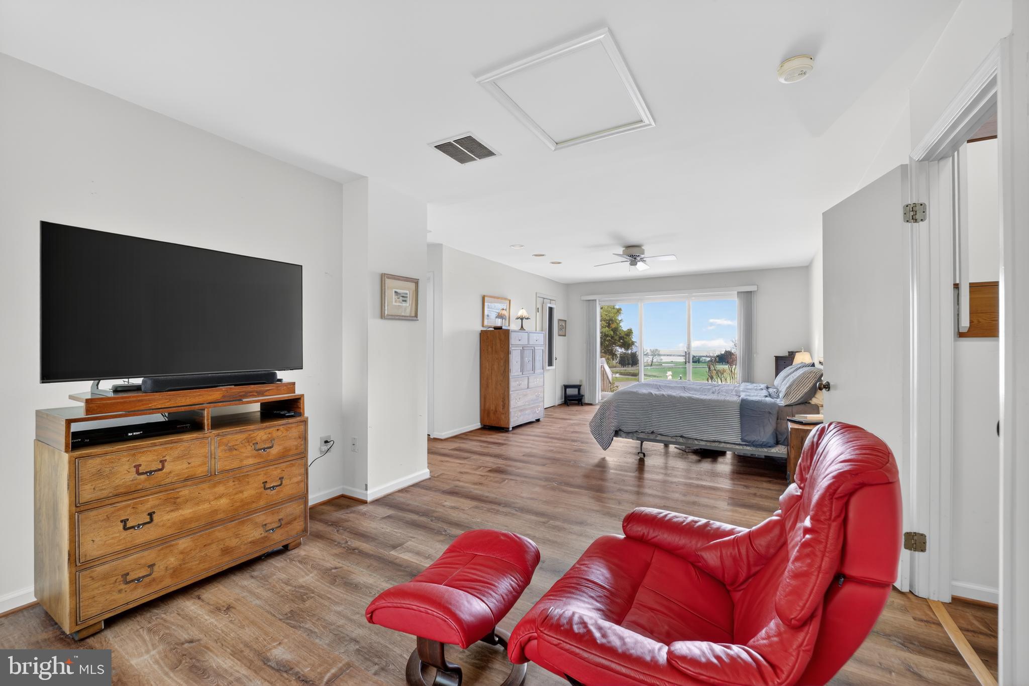 CHESAPEAKE OVERLOOK - Residential