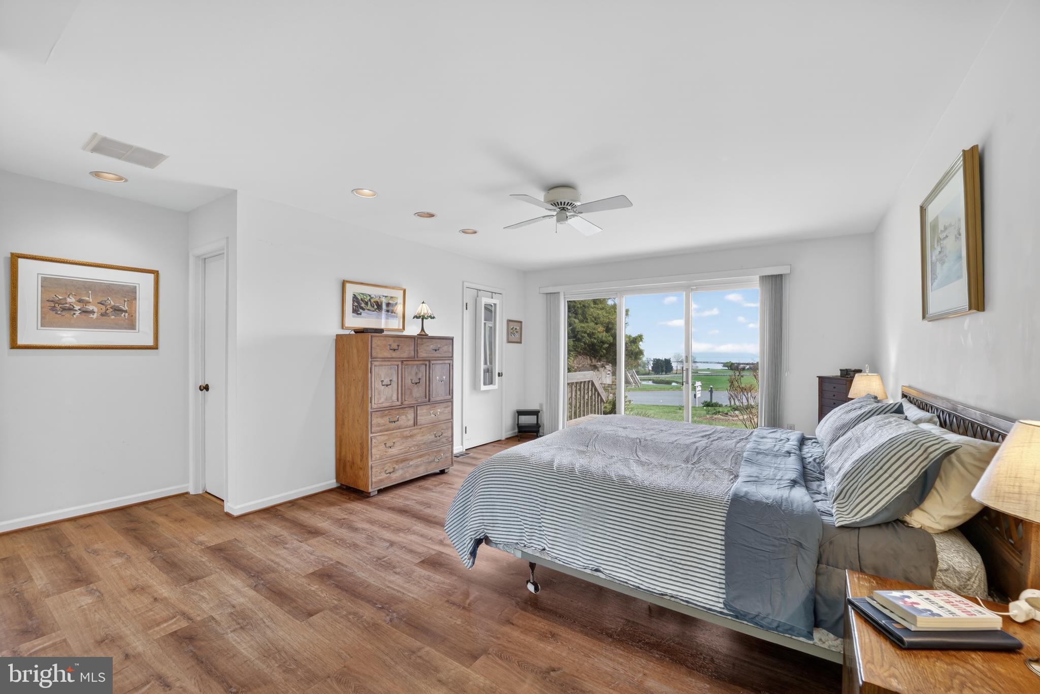 CHESAPEAKE OVERLOOK - Residential