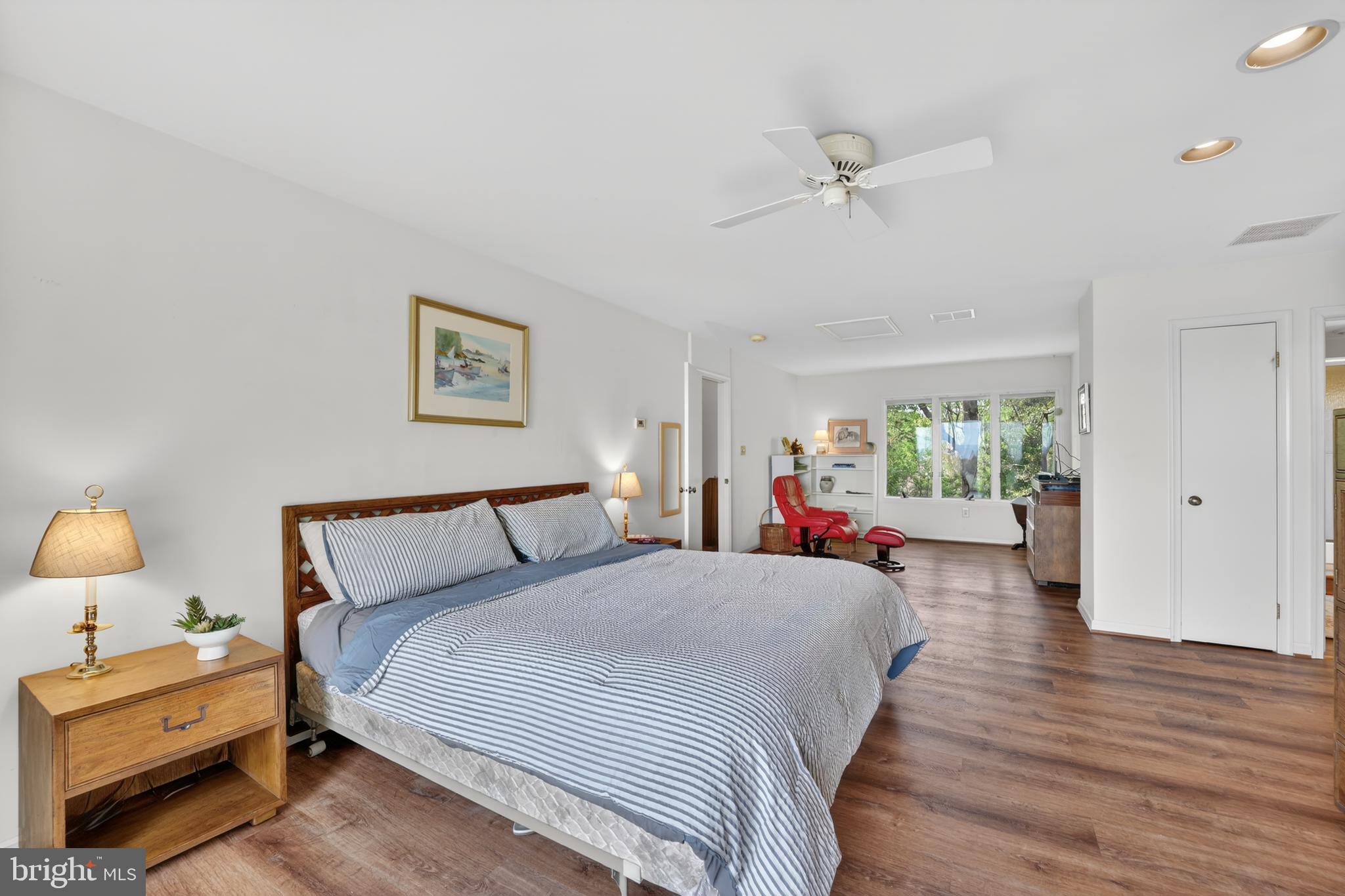 CHESAPEAKE OVERLOOK - Residential