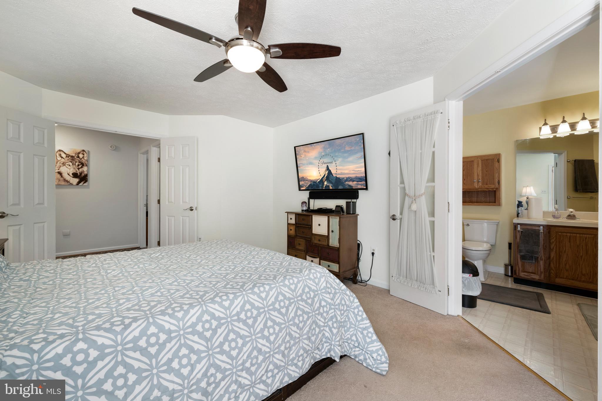 MEADOW OAKS - Residential