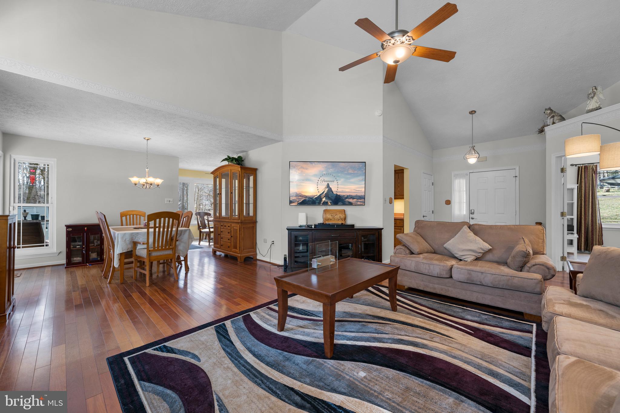 MEADOW OAKS - Residential