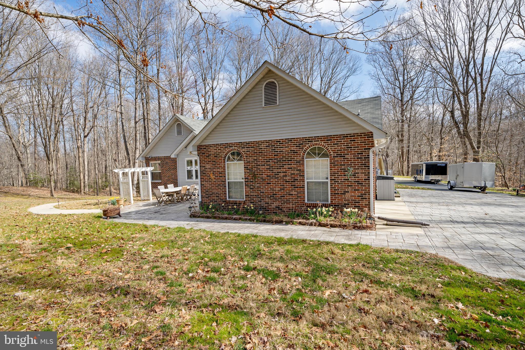 MEADOW OAKS - Residential