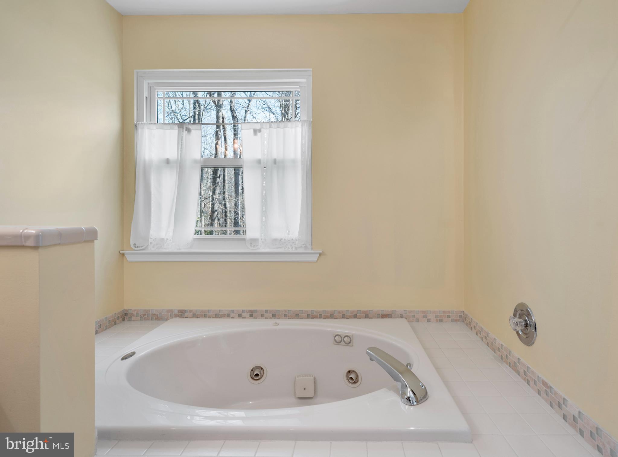 MEADOW OAKS - Residential