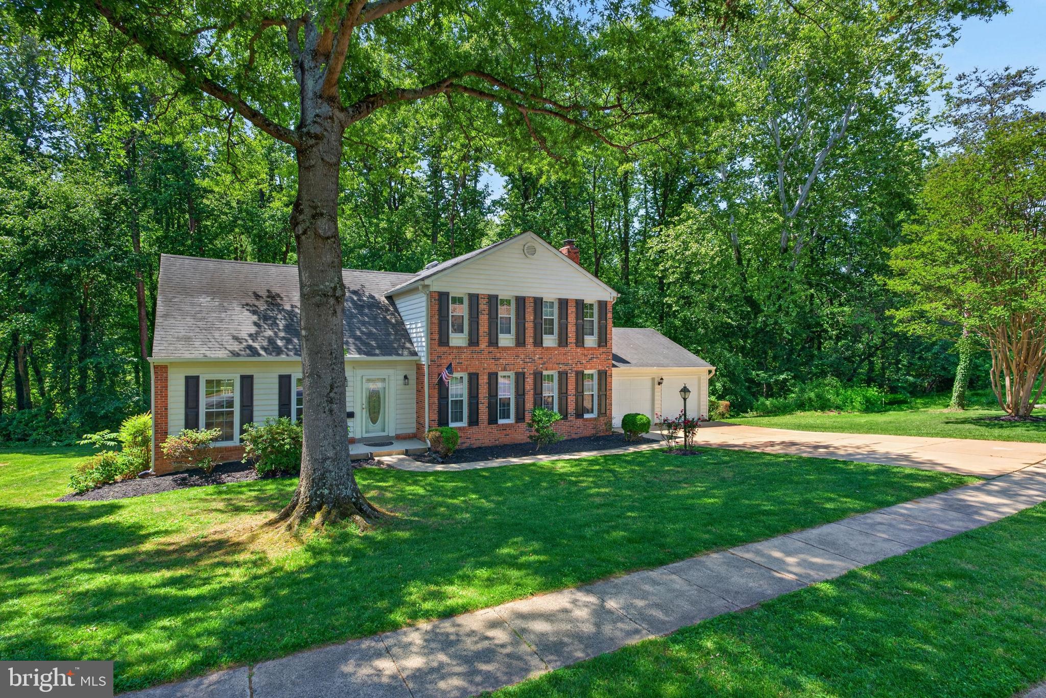 CANTERBURY WOODS - Residential