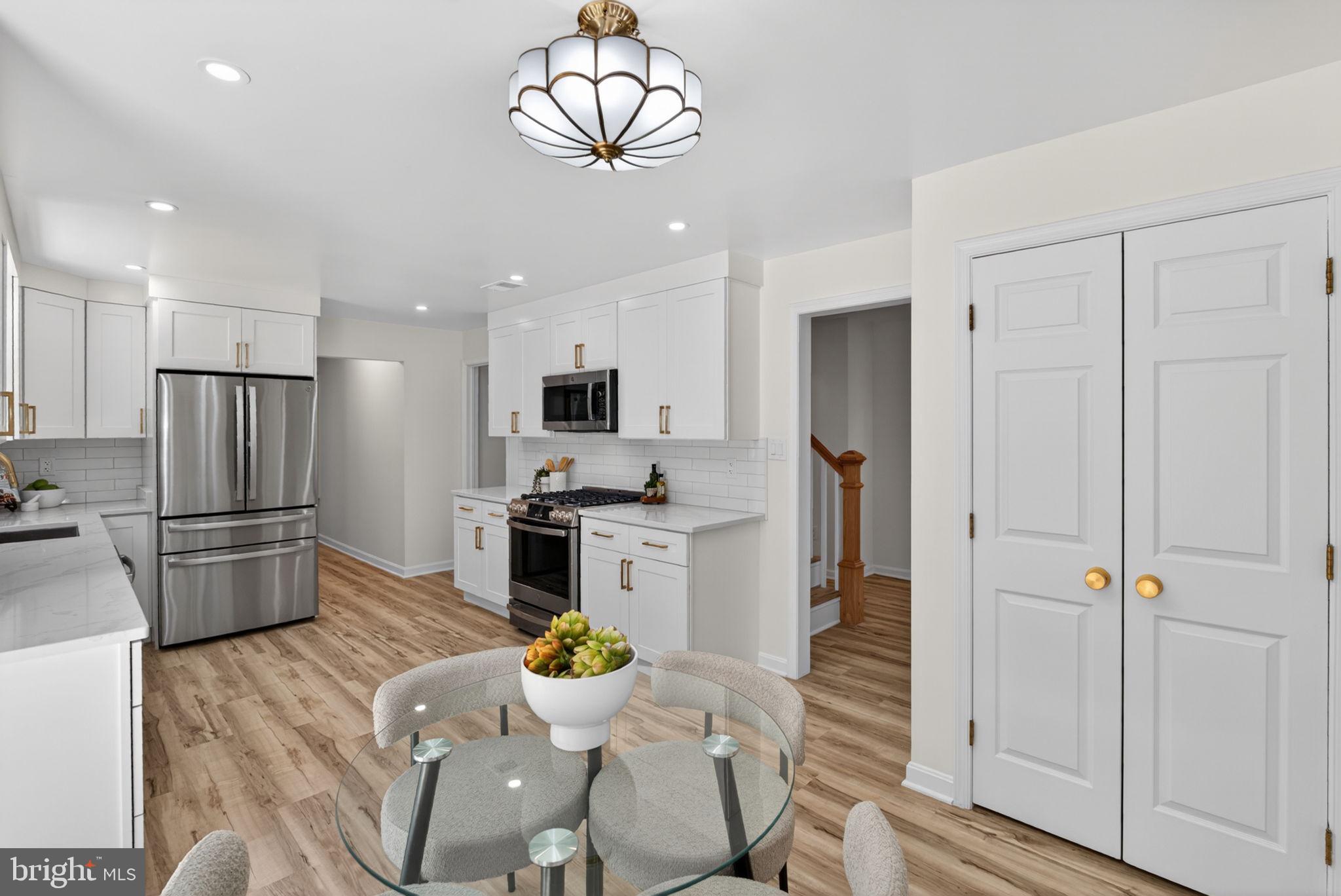 CANTERBURY WOODS - Residential