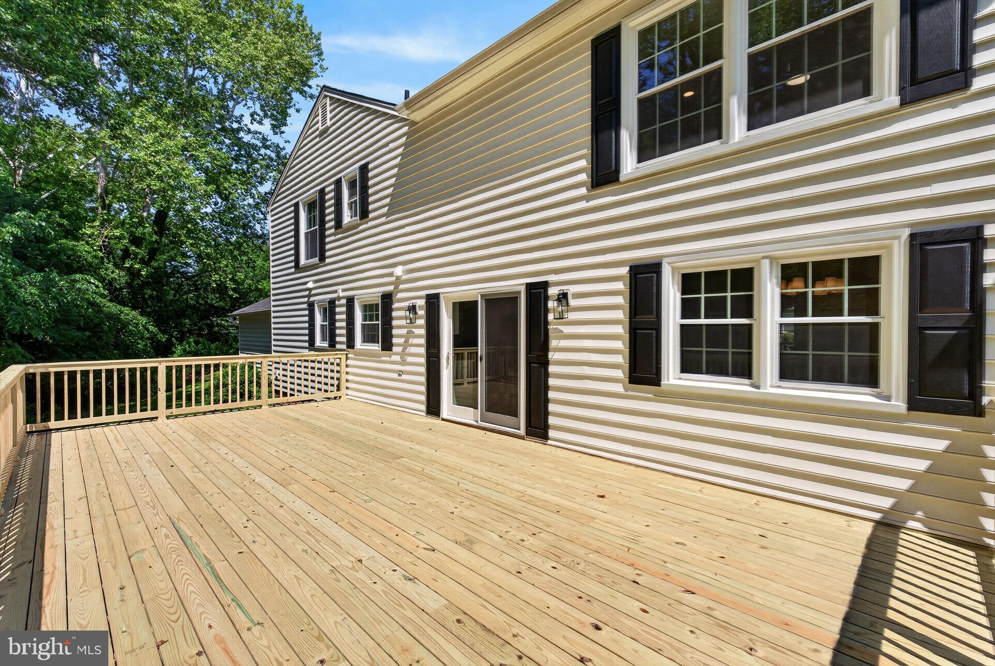 CANTERBURY WOODS - Residential