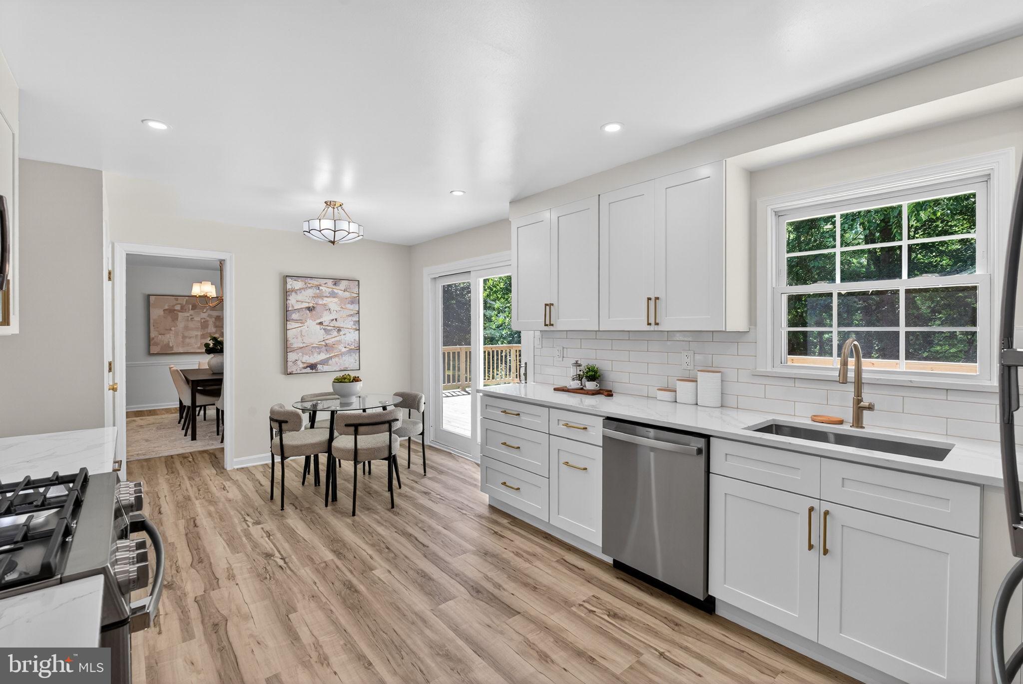 CANTERBURY WOODS - Residential