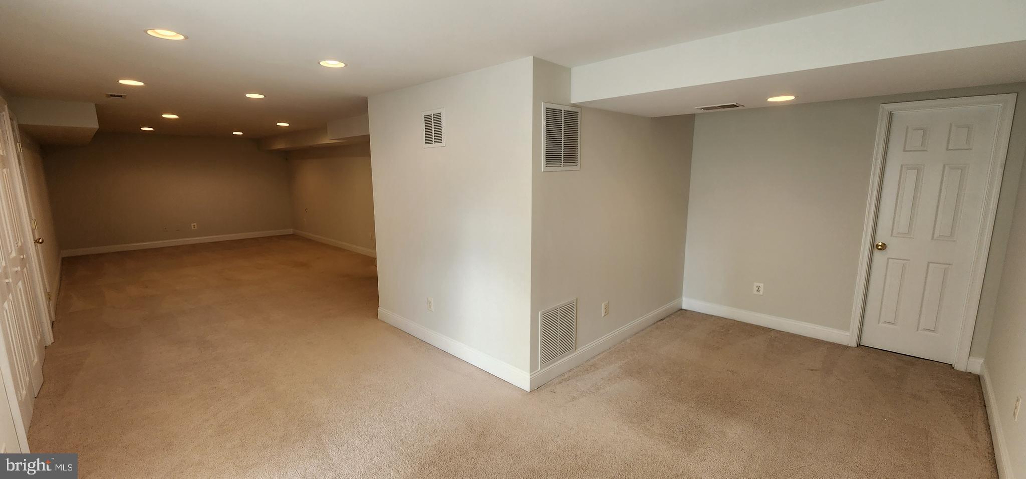 LOWES ISLAND - Residential Lease