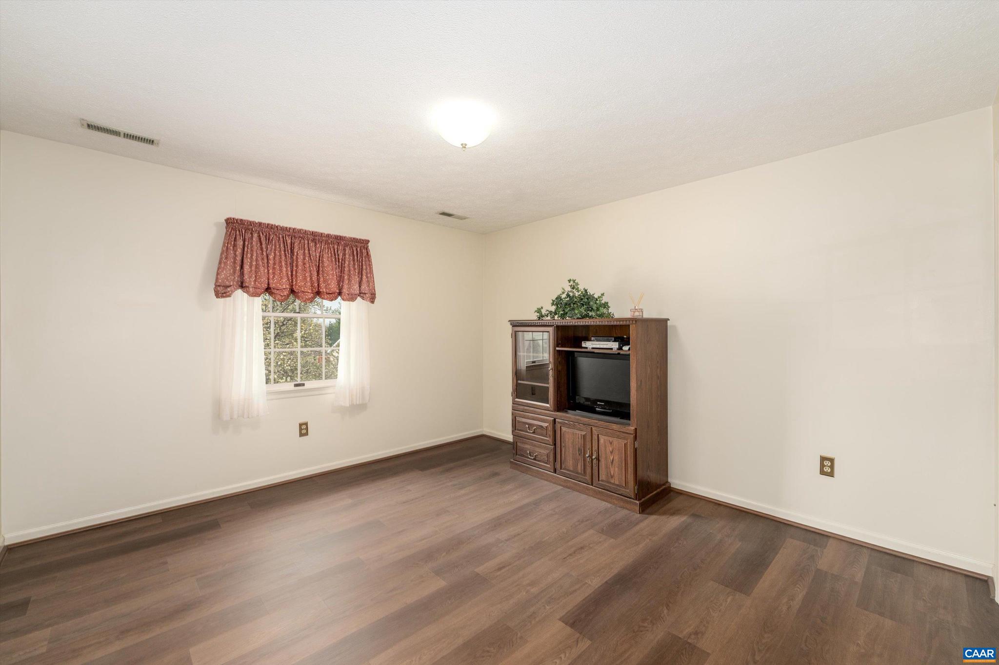 RIDGEVIEW ACRES - Residential