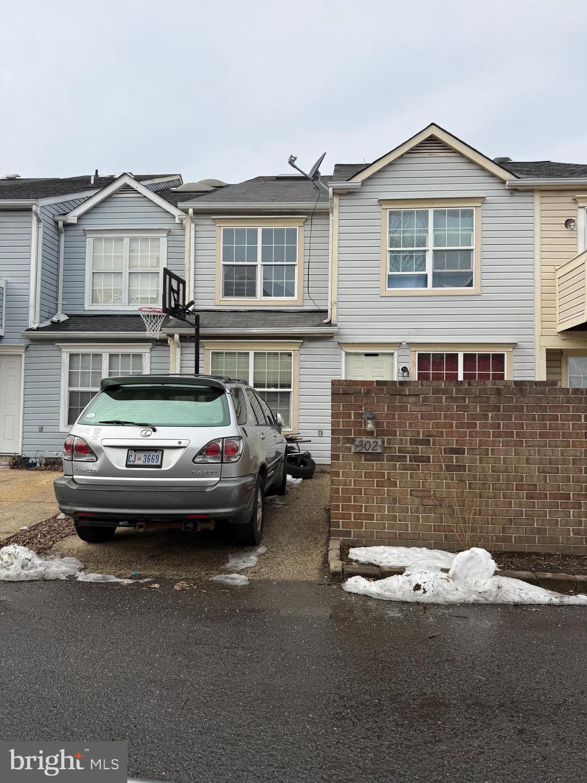 46349 COLUMBUS DRIVE