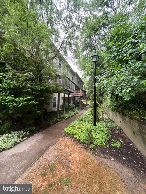 HUNTSMAN CONDO - Residential