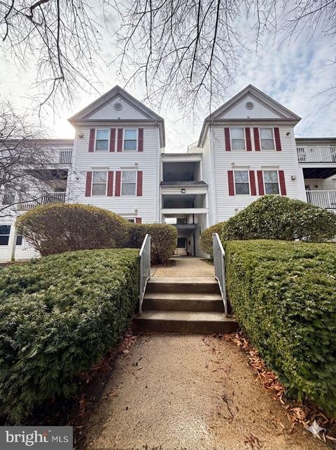 12901 CHURCHILL RIDGE CIRCLE 13 GERMANTOWN MD 20874