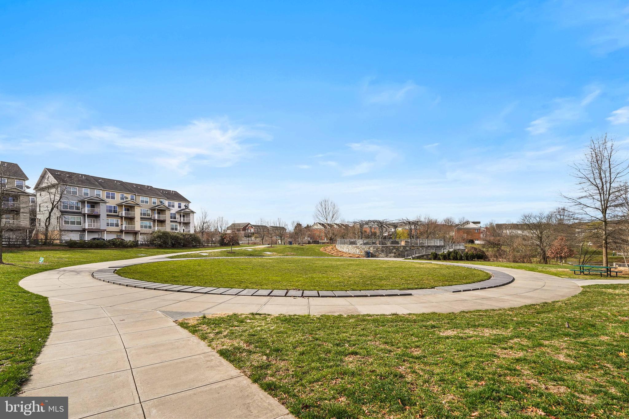 CHURCHILL VIEW - Residential