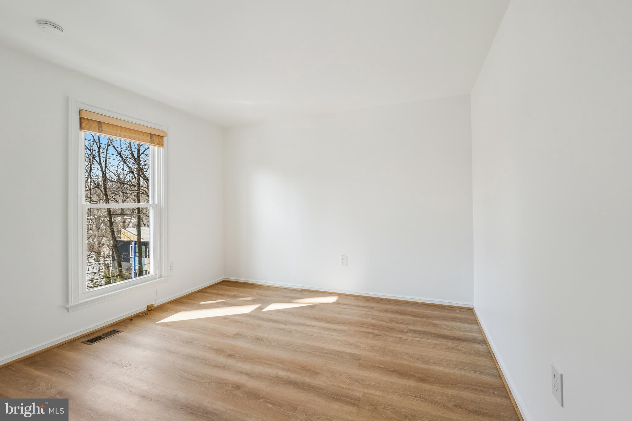 TAKOMA PARK - Residential