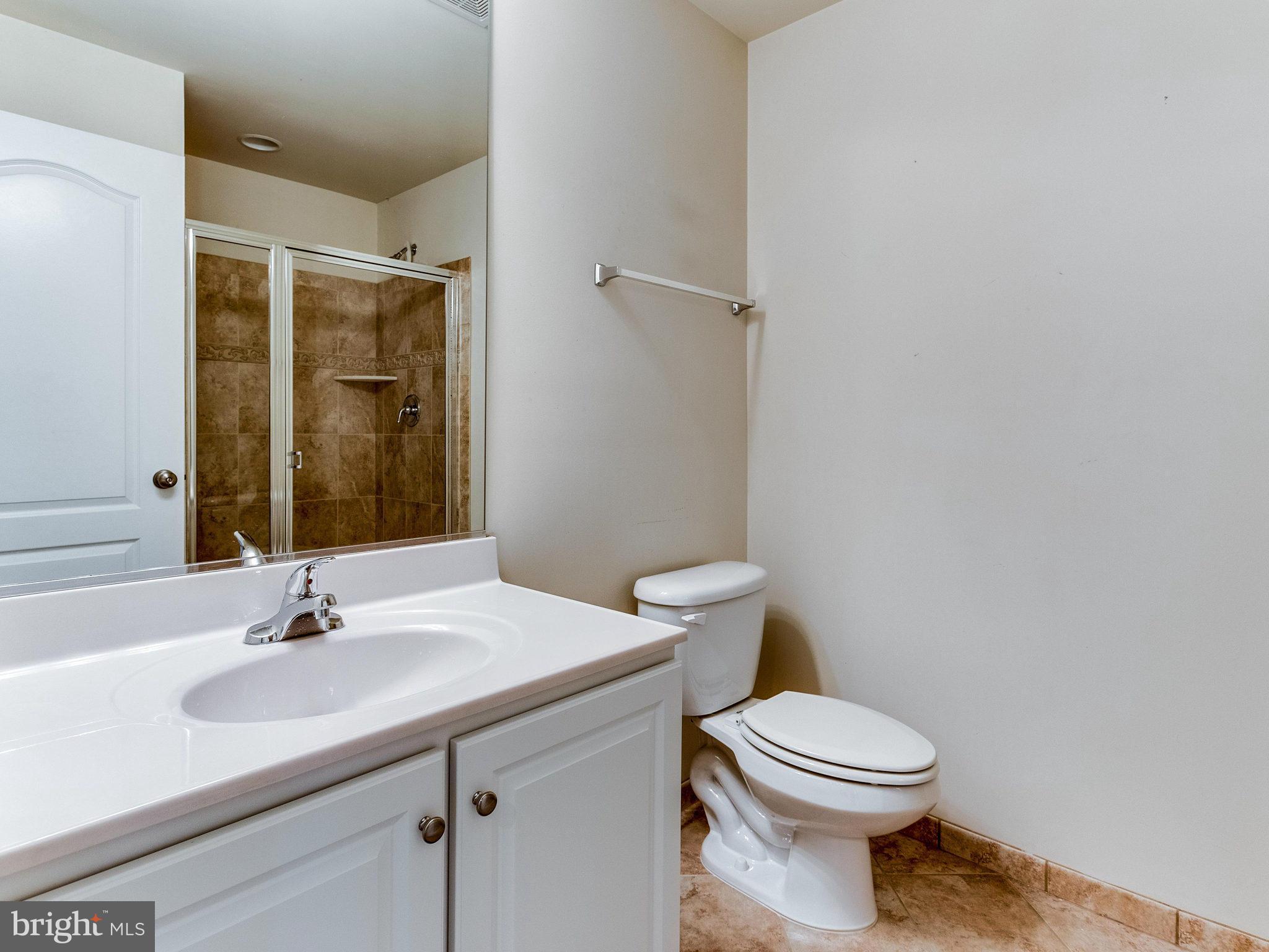 CHARLESTON SQUARE TOWNHM - Residential