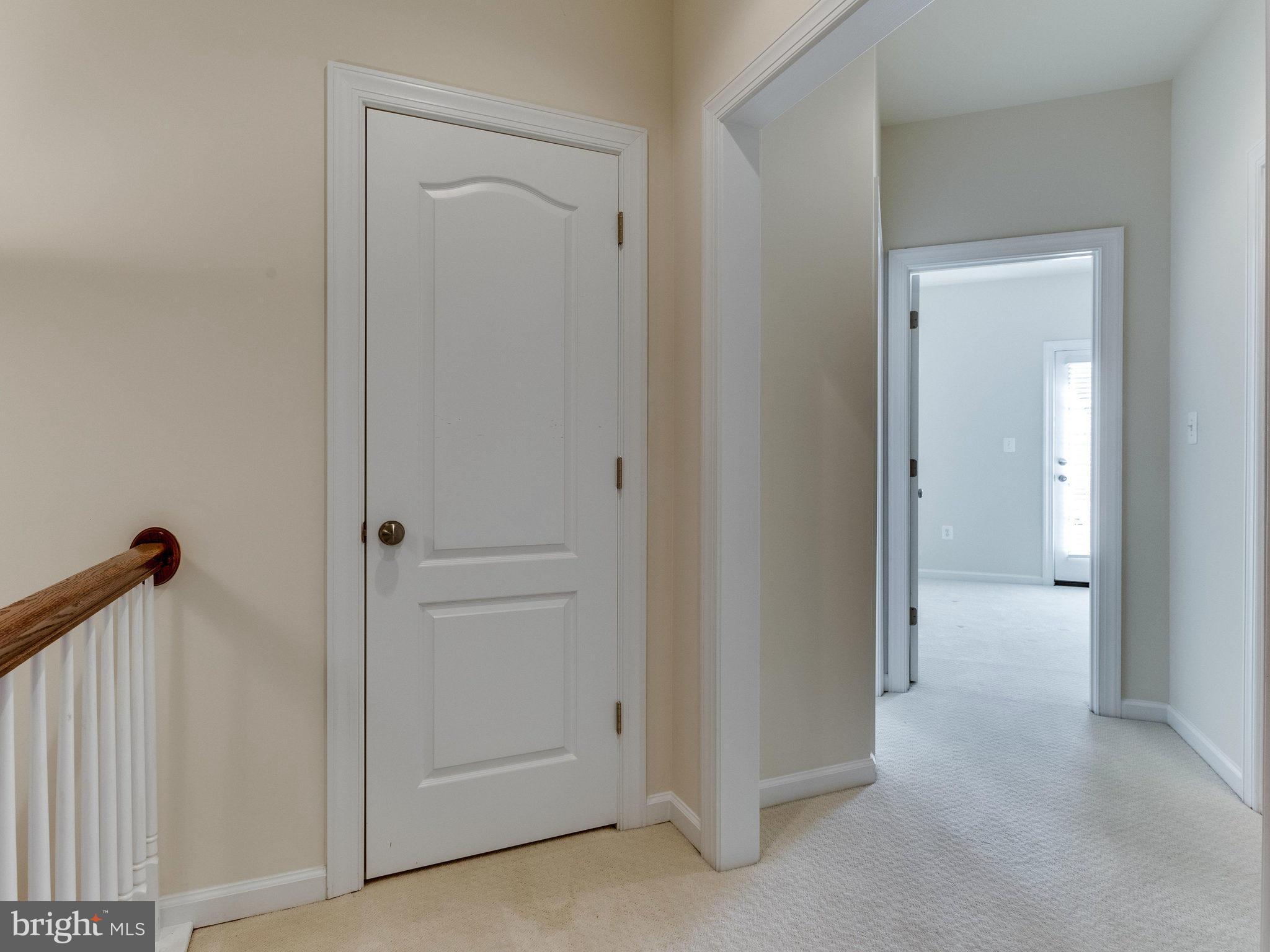 CHARLESTON SQUARE TOWNHM - Residential