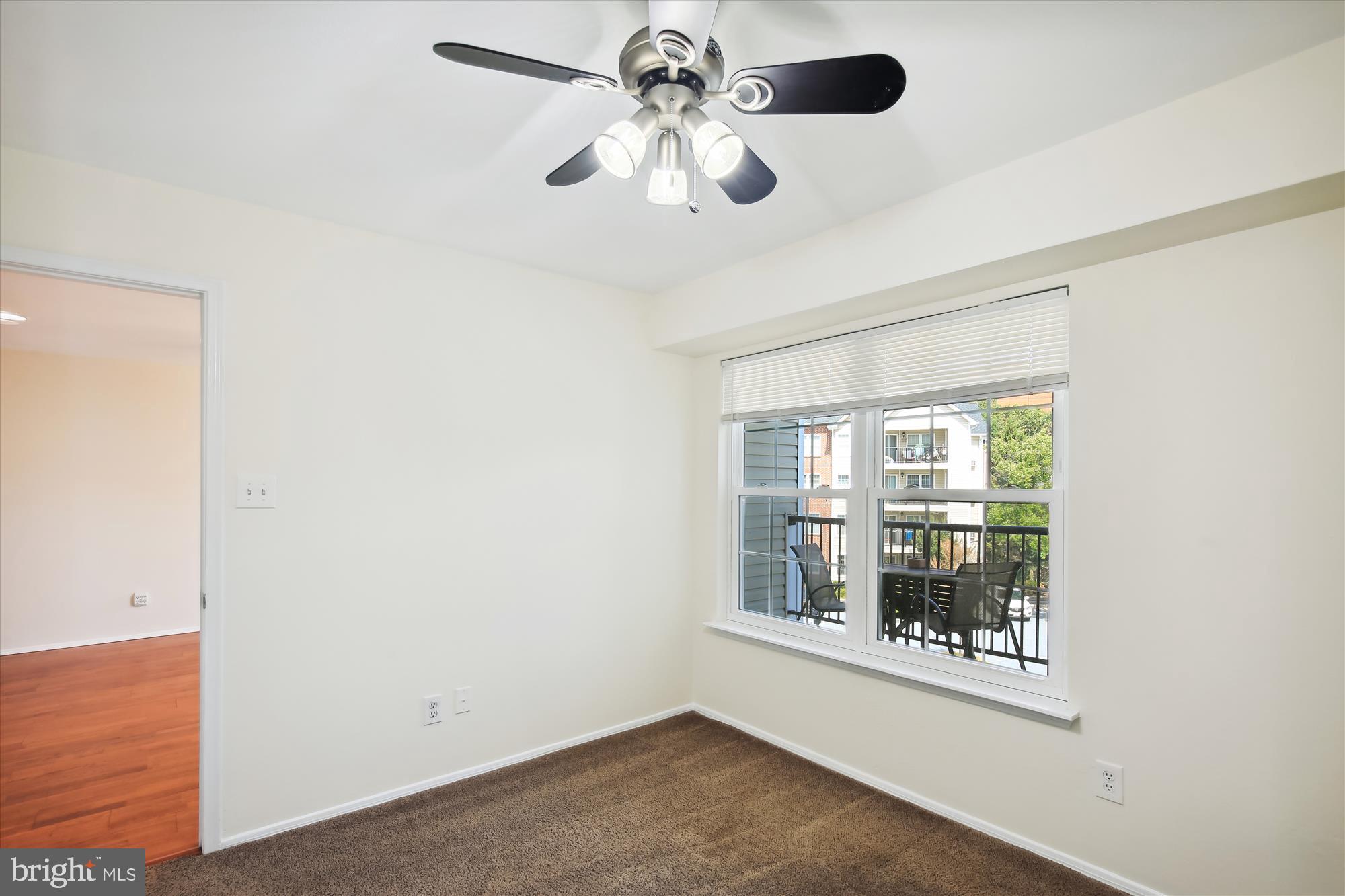 POINTE AT PARK CENTER - Residential Lease