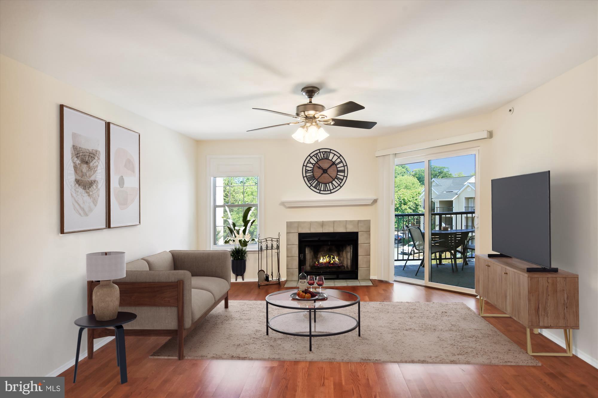 POINTE AT PARK CENTER - Residential Lease