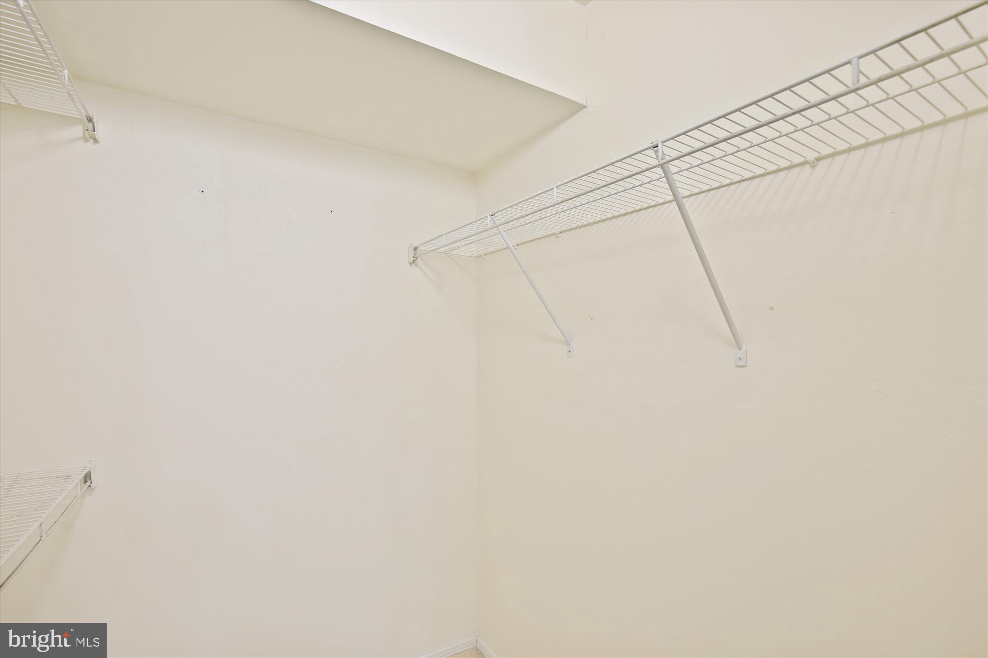 POINTE AT PARK CENTER - Residential Lease