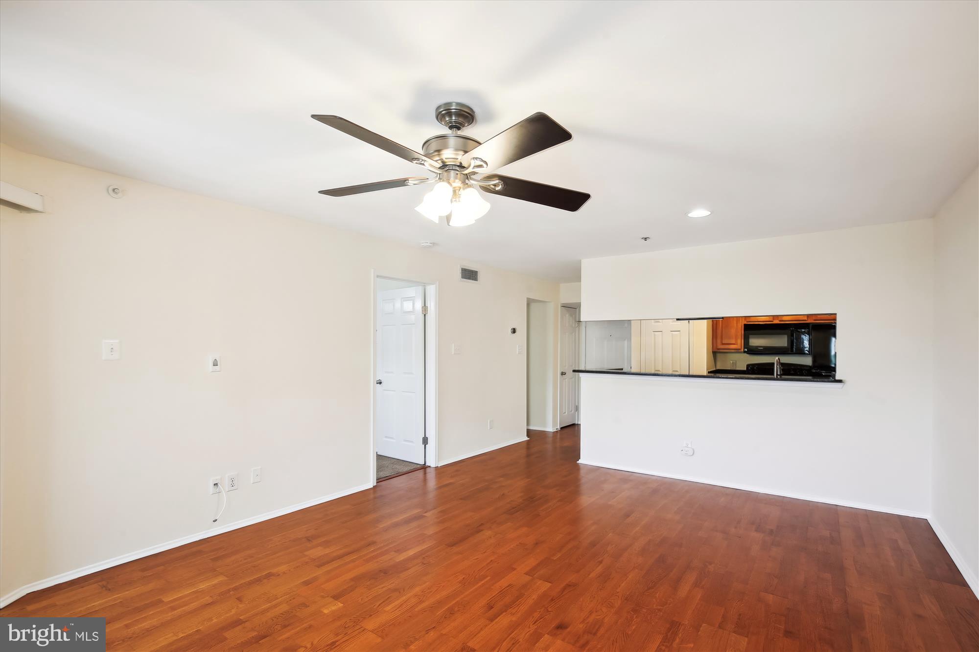 POINTE AT PARK CENTER - Residential Lease