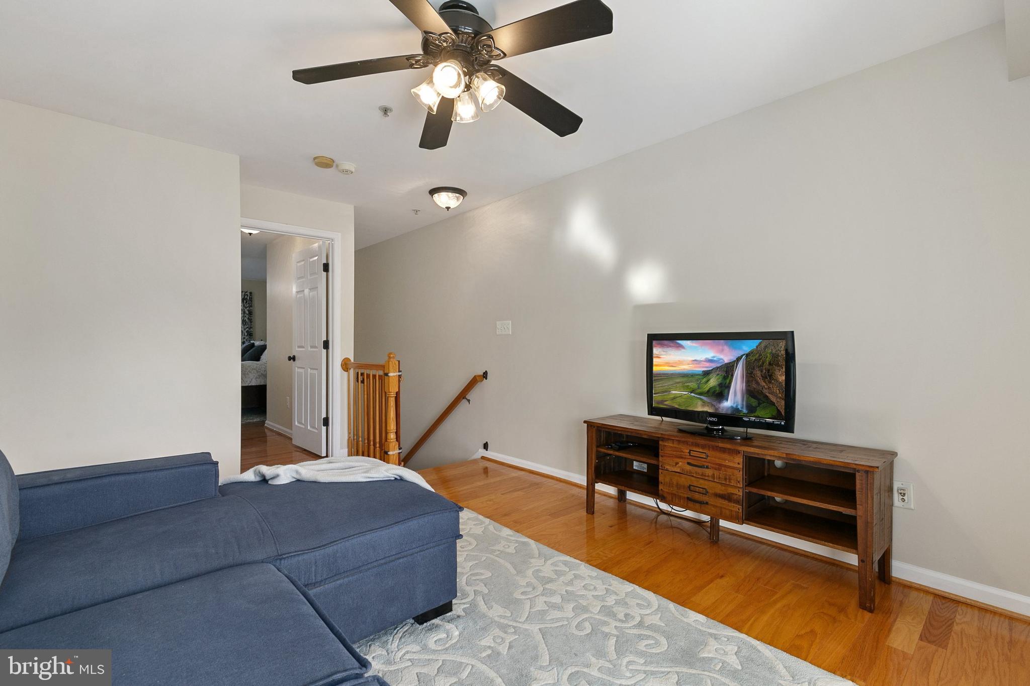 LAKELANDS - Residential