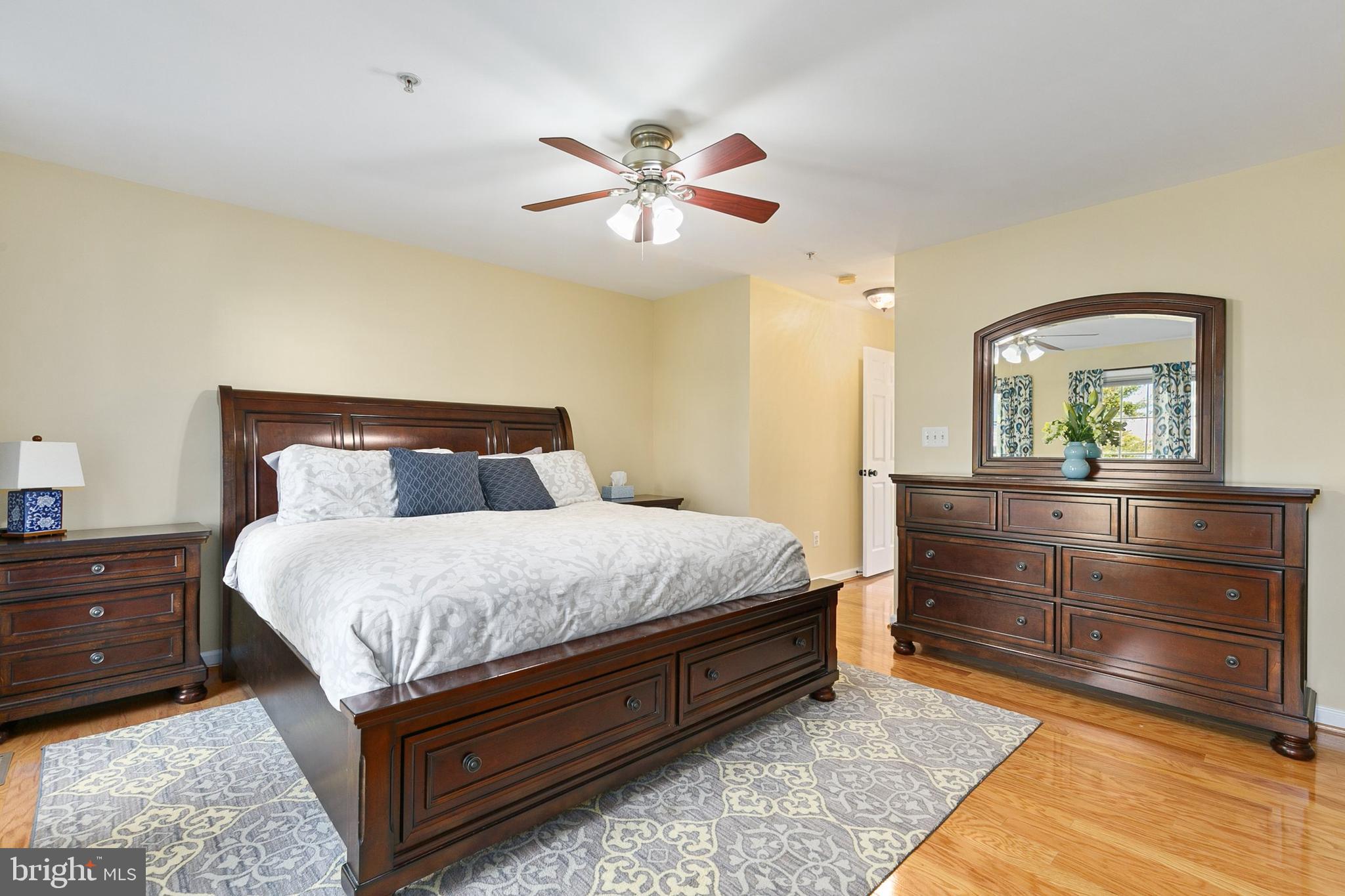 LAKELANDS - Residential