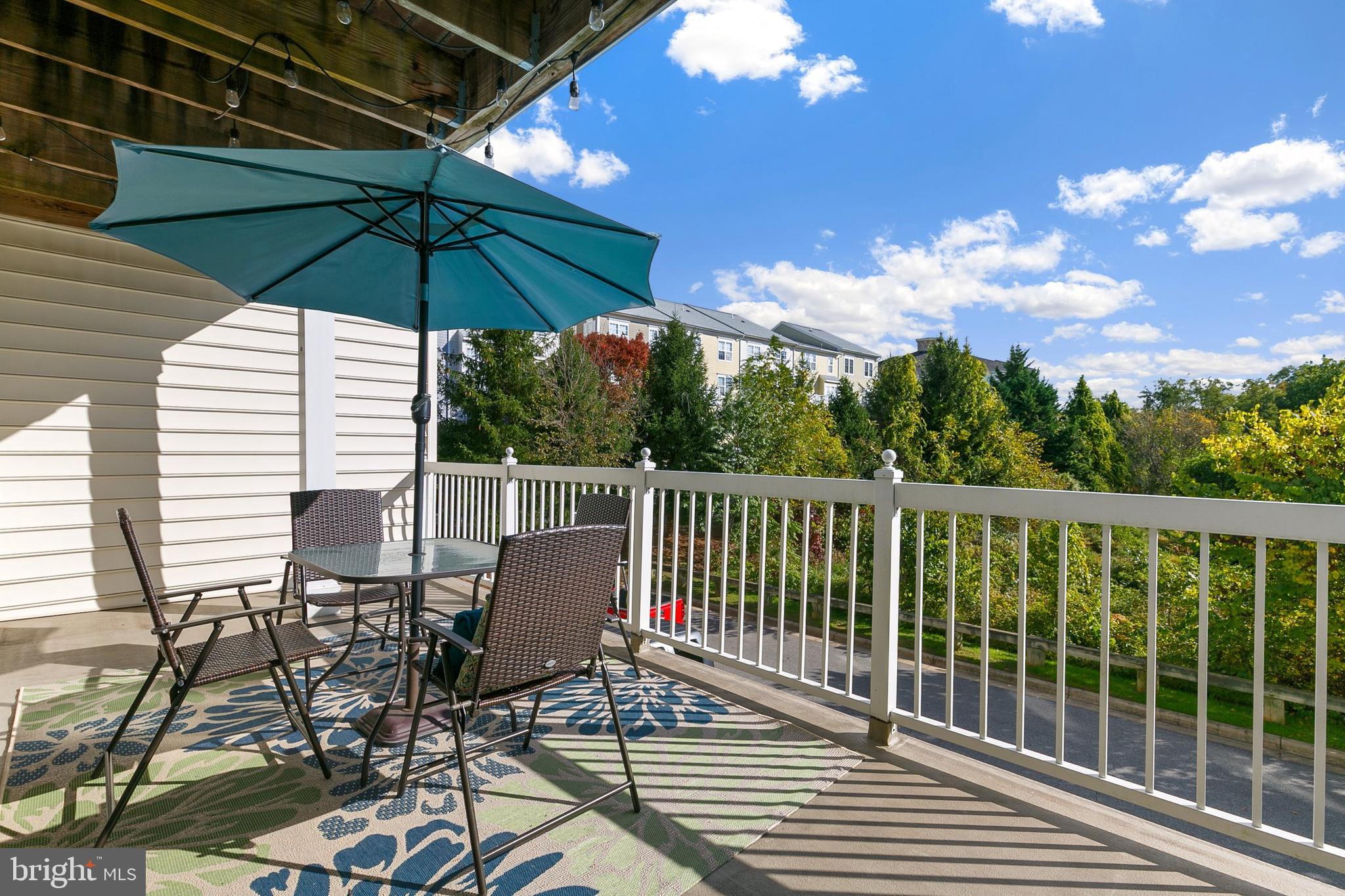 LAKELANDS - Residential