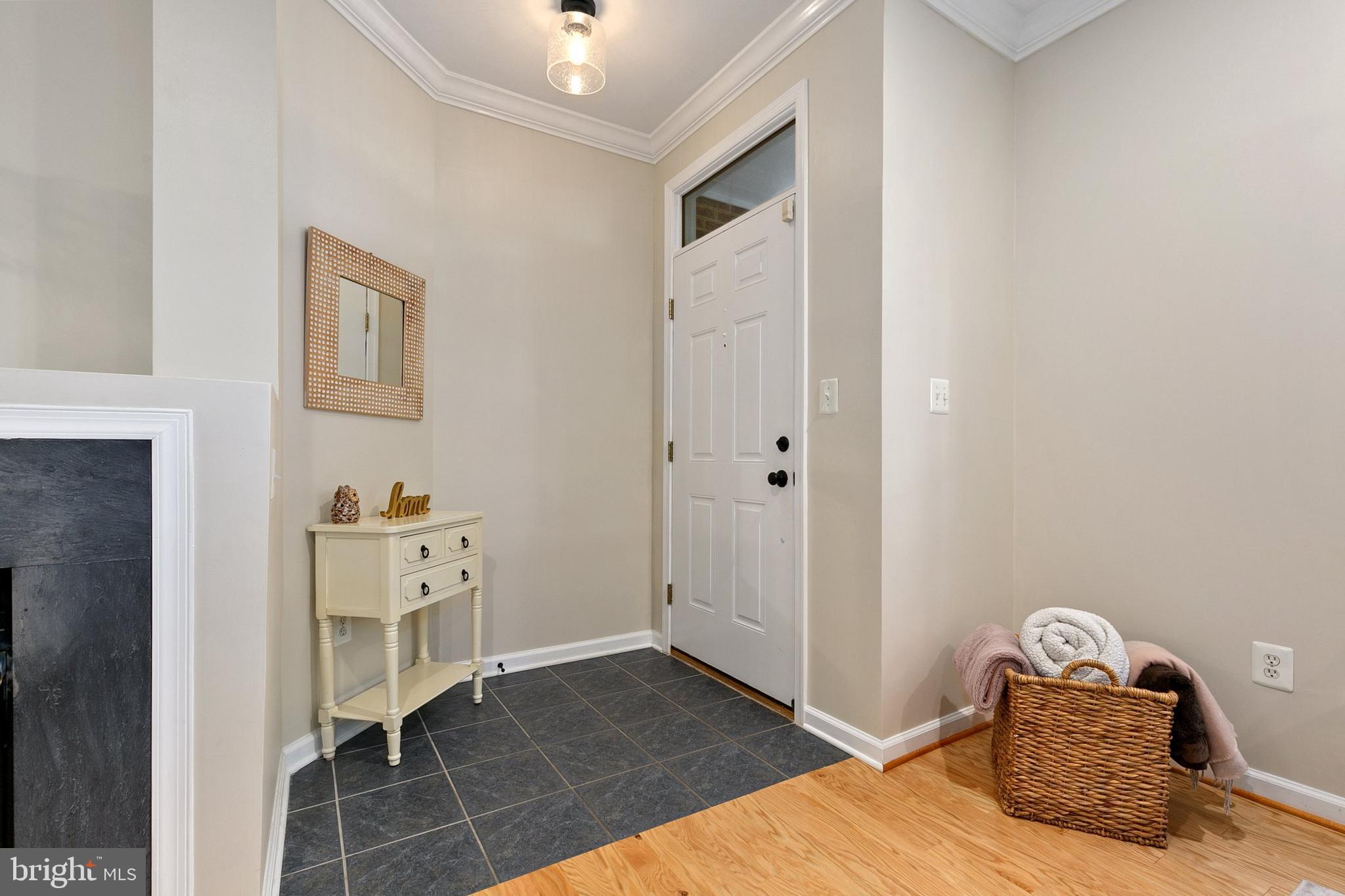 LAKELANDS - Residential