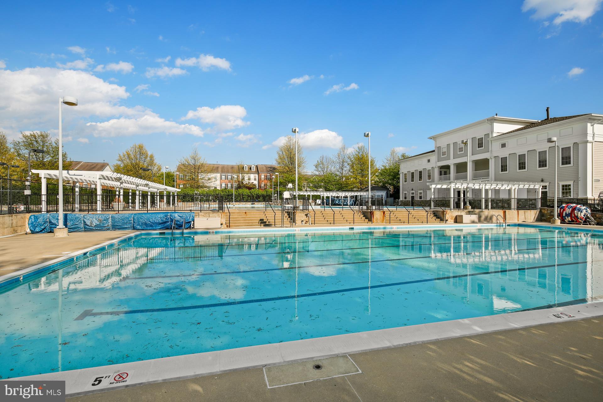 LAKELANDS - Residential