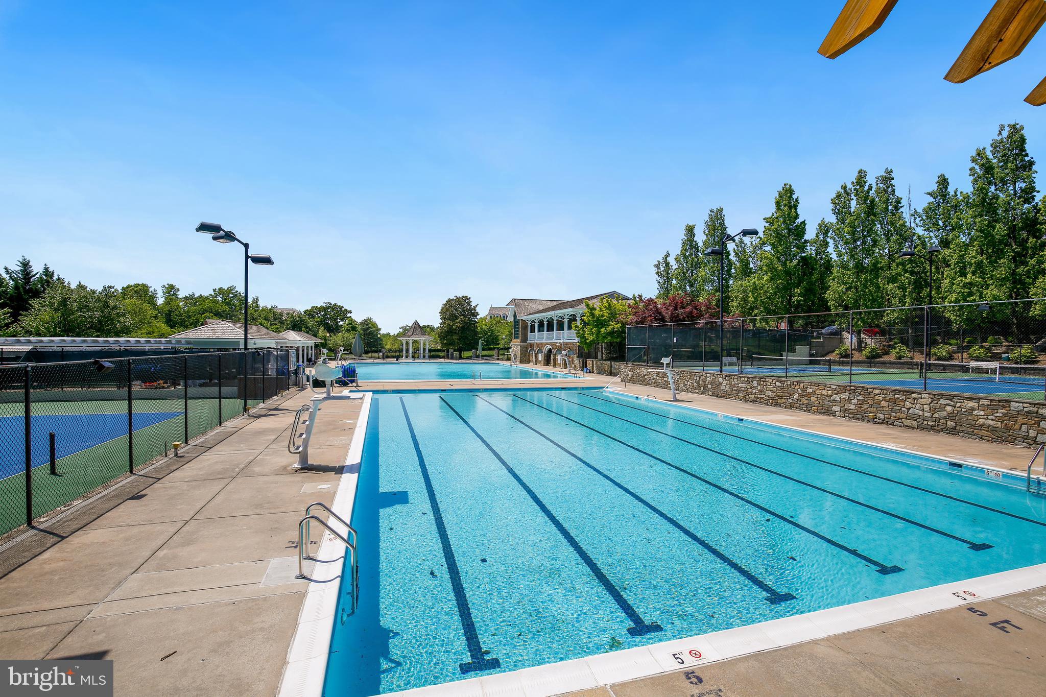 LAKELANDS - Residential