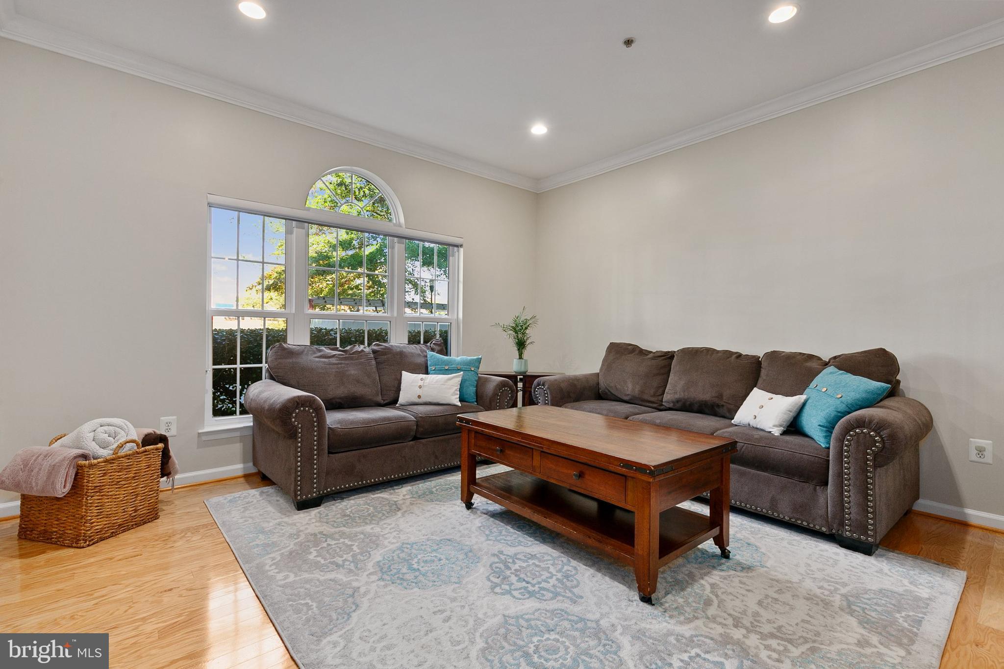 LAKELANDS - Residential