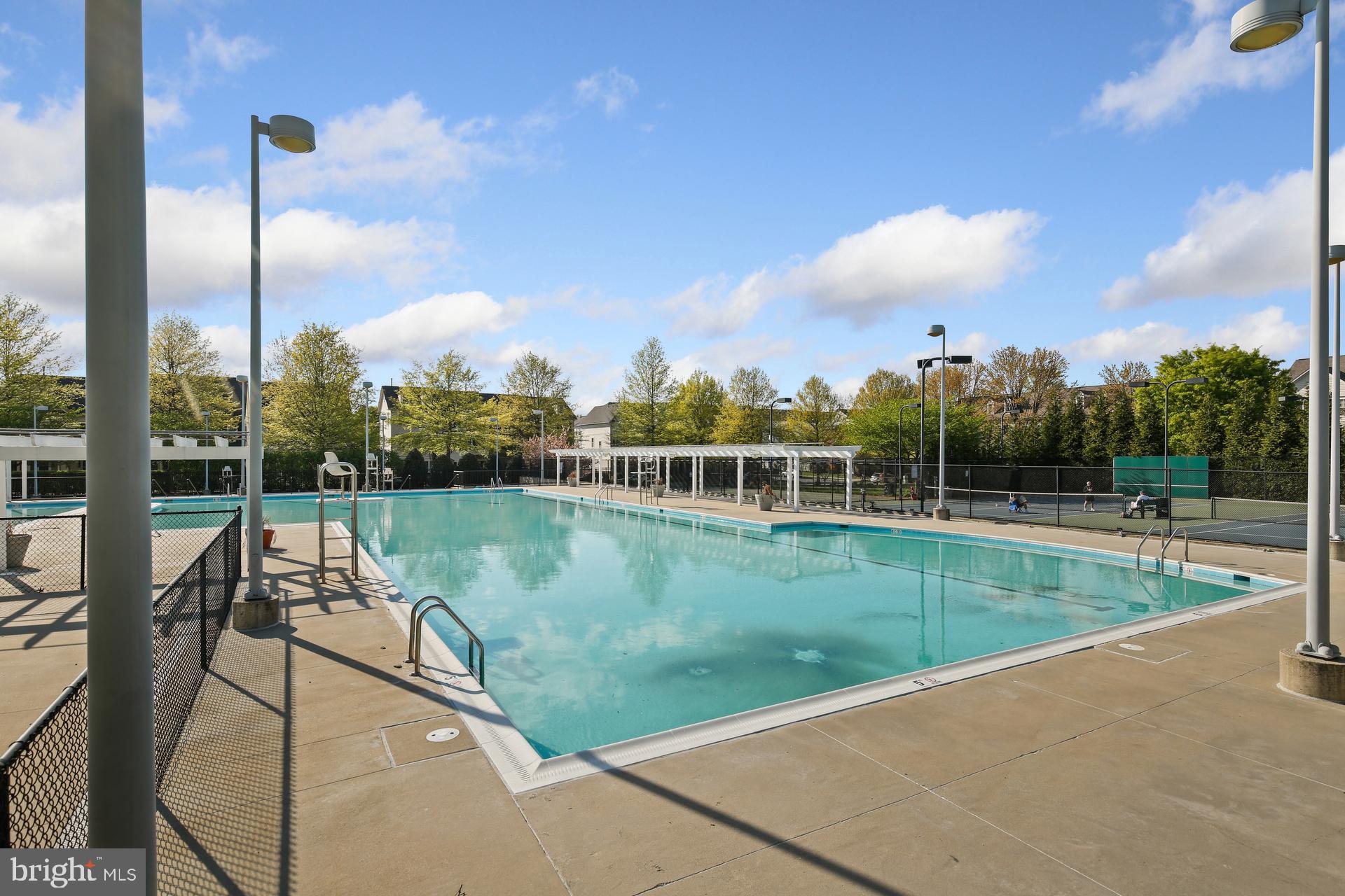 LAKELANDS - Residential