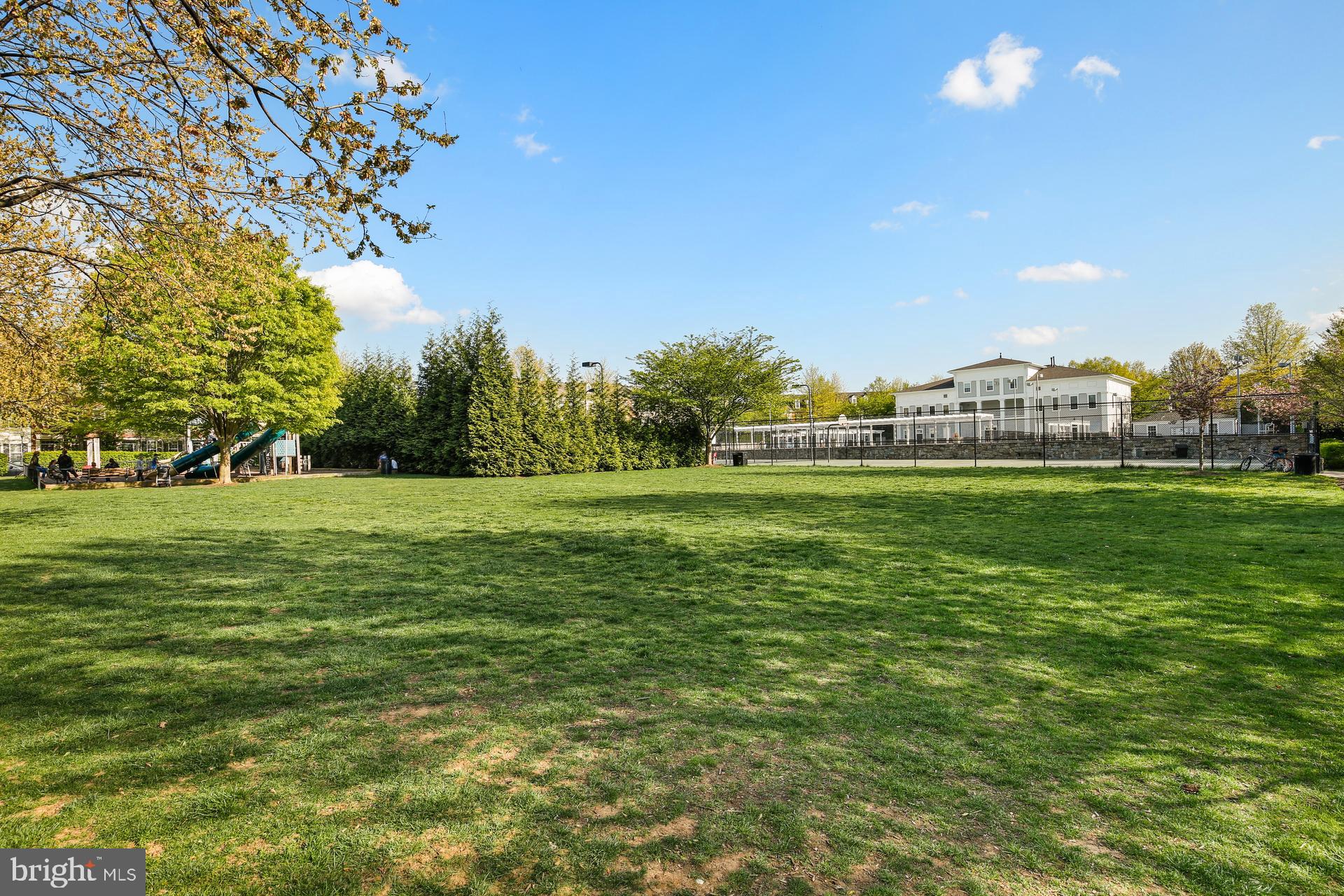 LAKELANDS - Residential