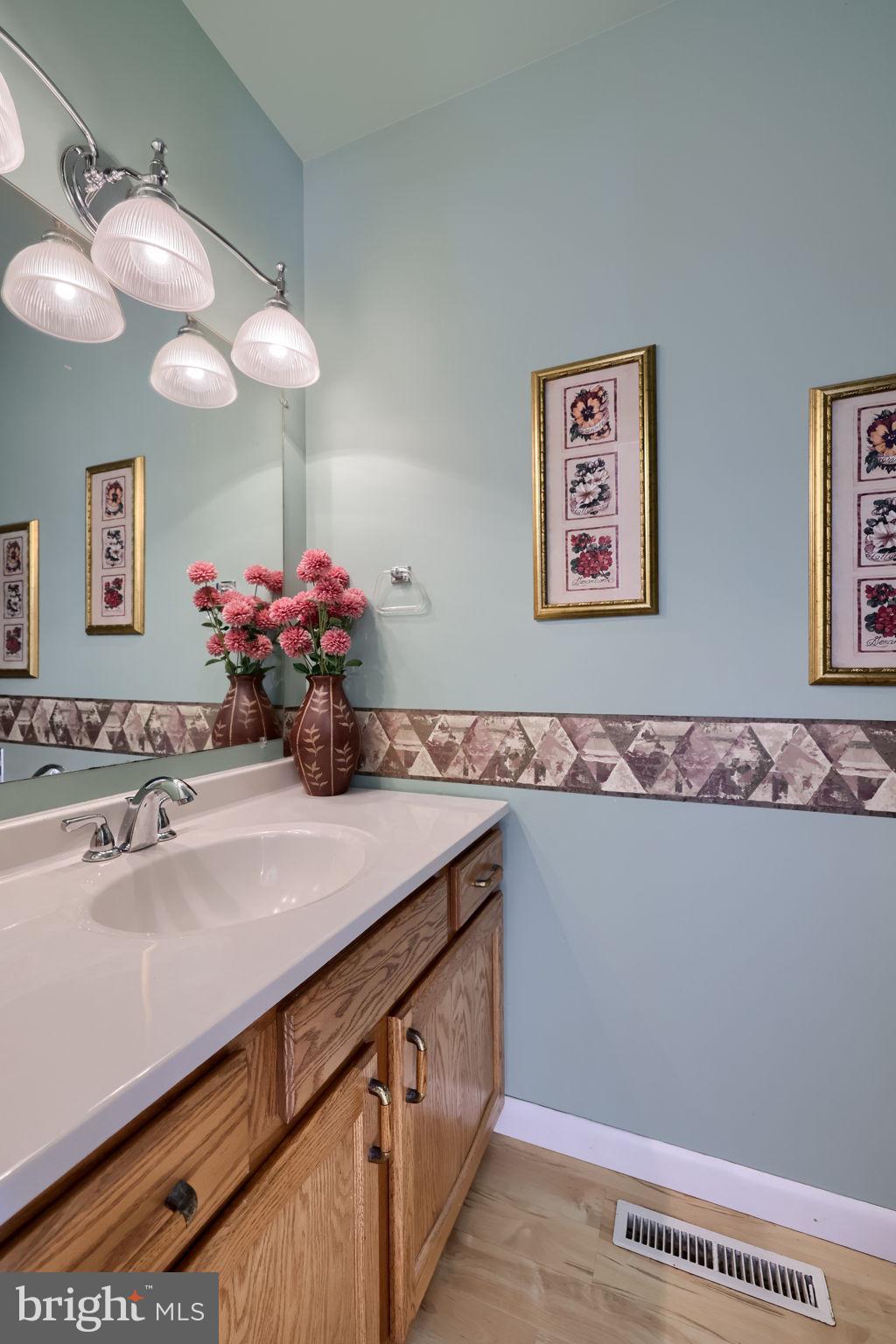 KENDALE HEIGHTS - Residential