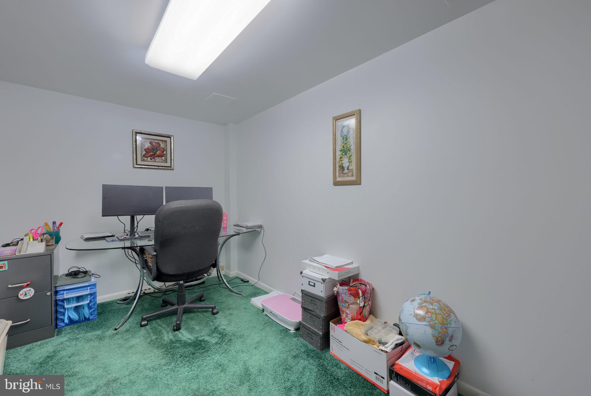 KENDALE HEIGHTS - Residential