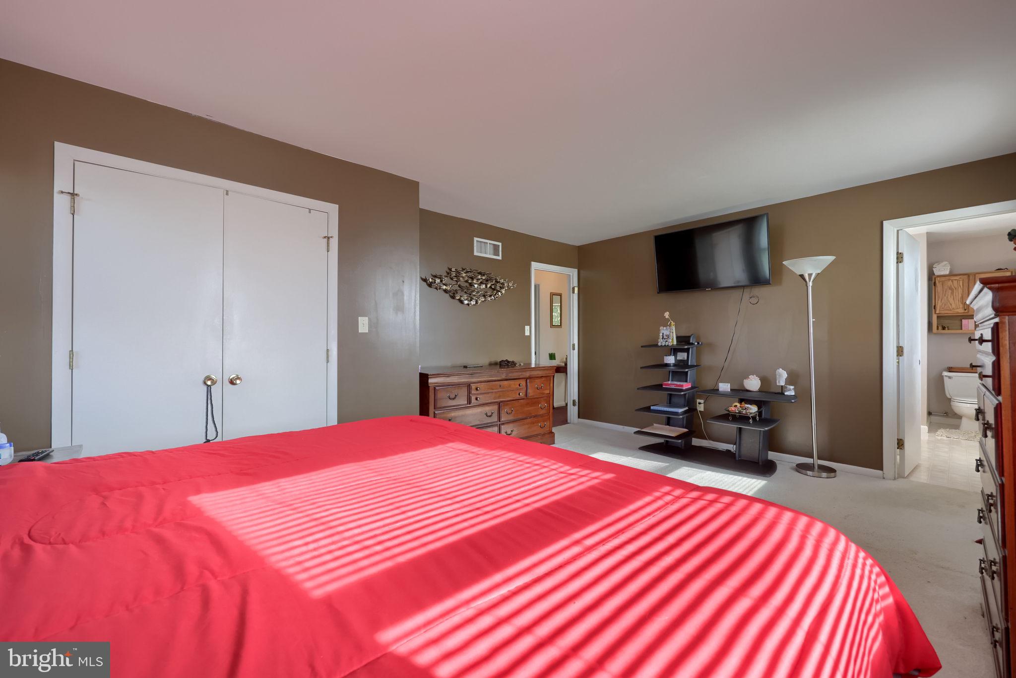 KENDALE HEIGHTS - Residential