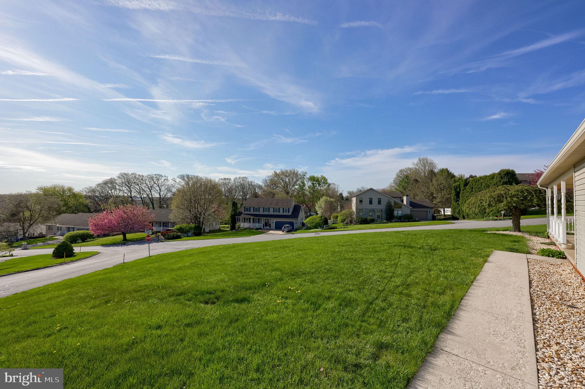 KENDALE HEIGHTS - Residential