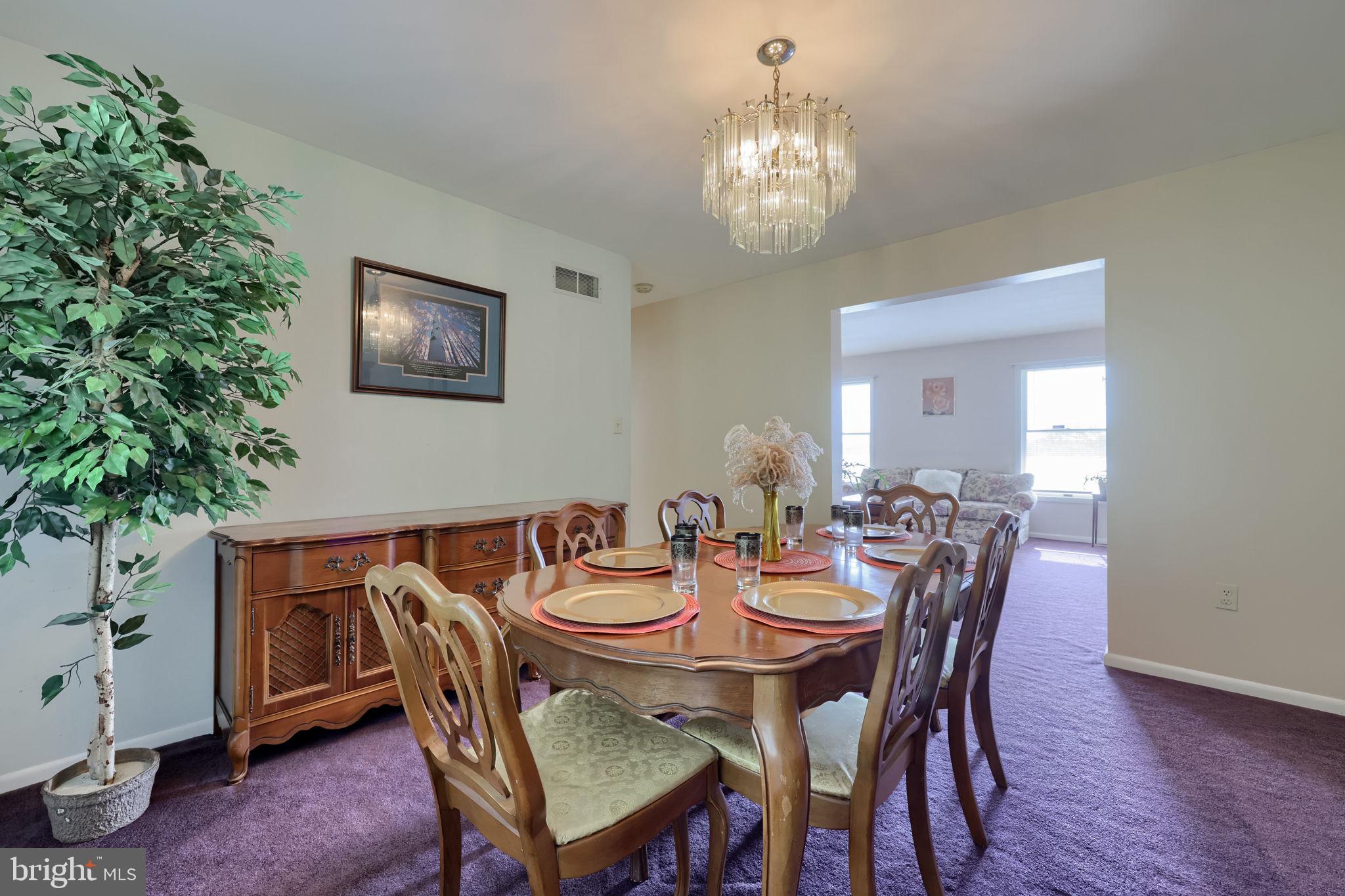 KENDALE HEIGHTS - Residential