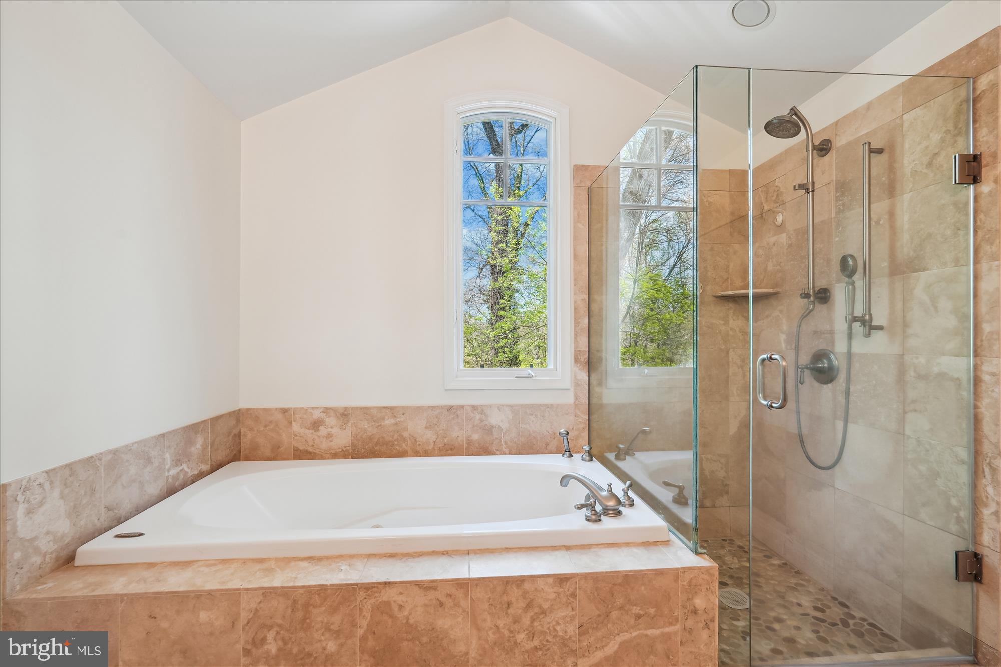 PARKWOOD - Residential