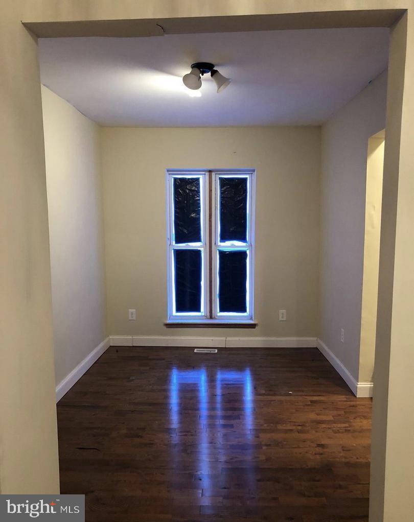 BOOTH-BOYD - Residential