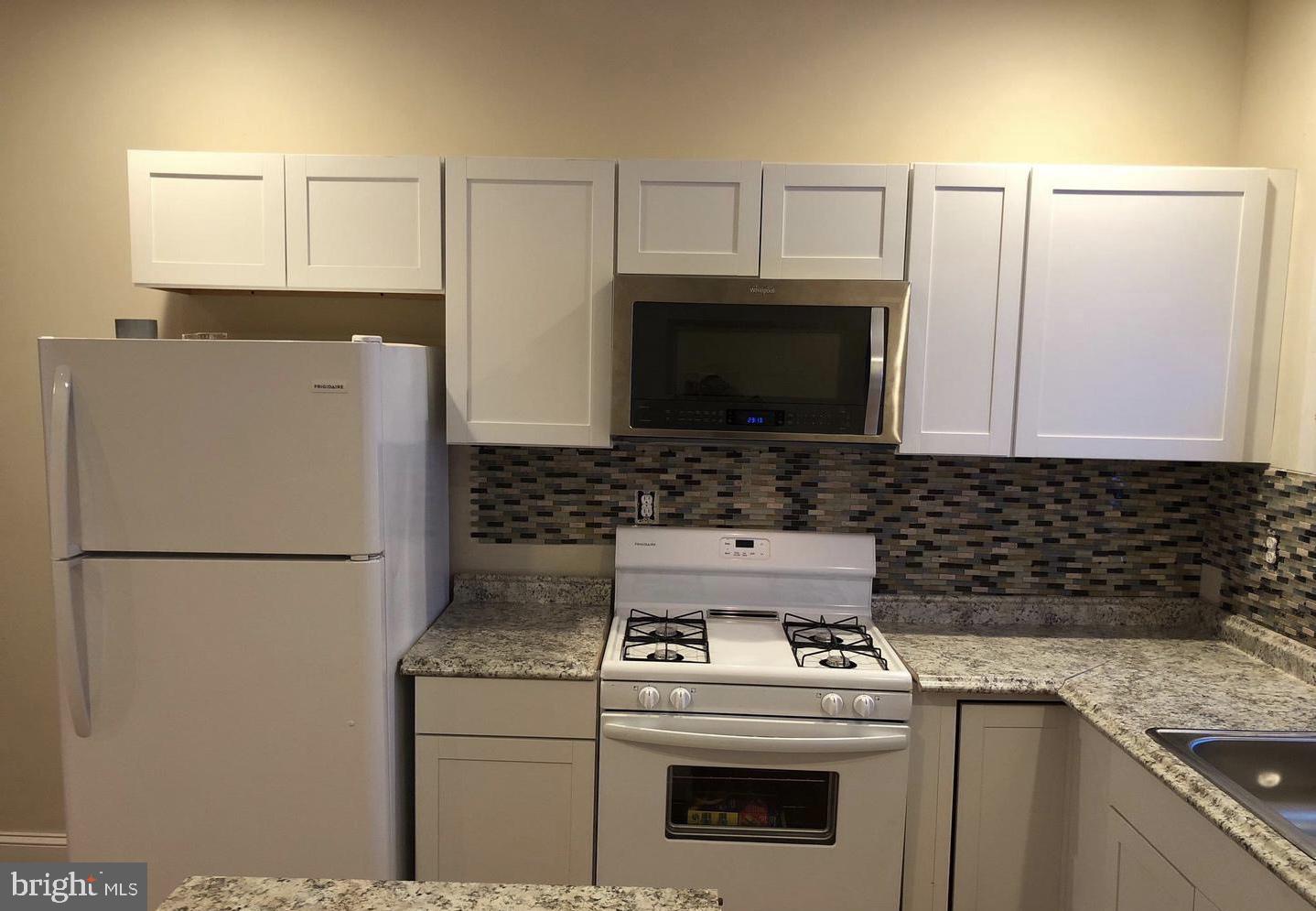 BOOTH-BOYD - Residential