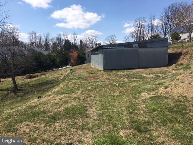 SAVAGE MEADOWS - Residential