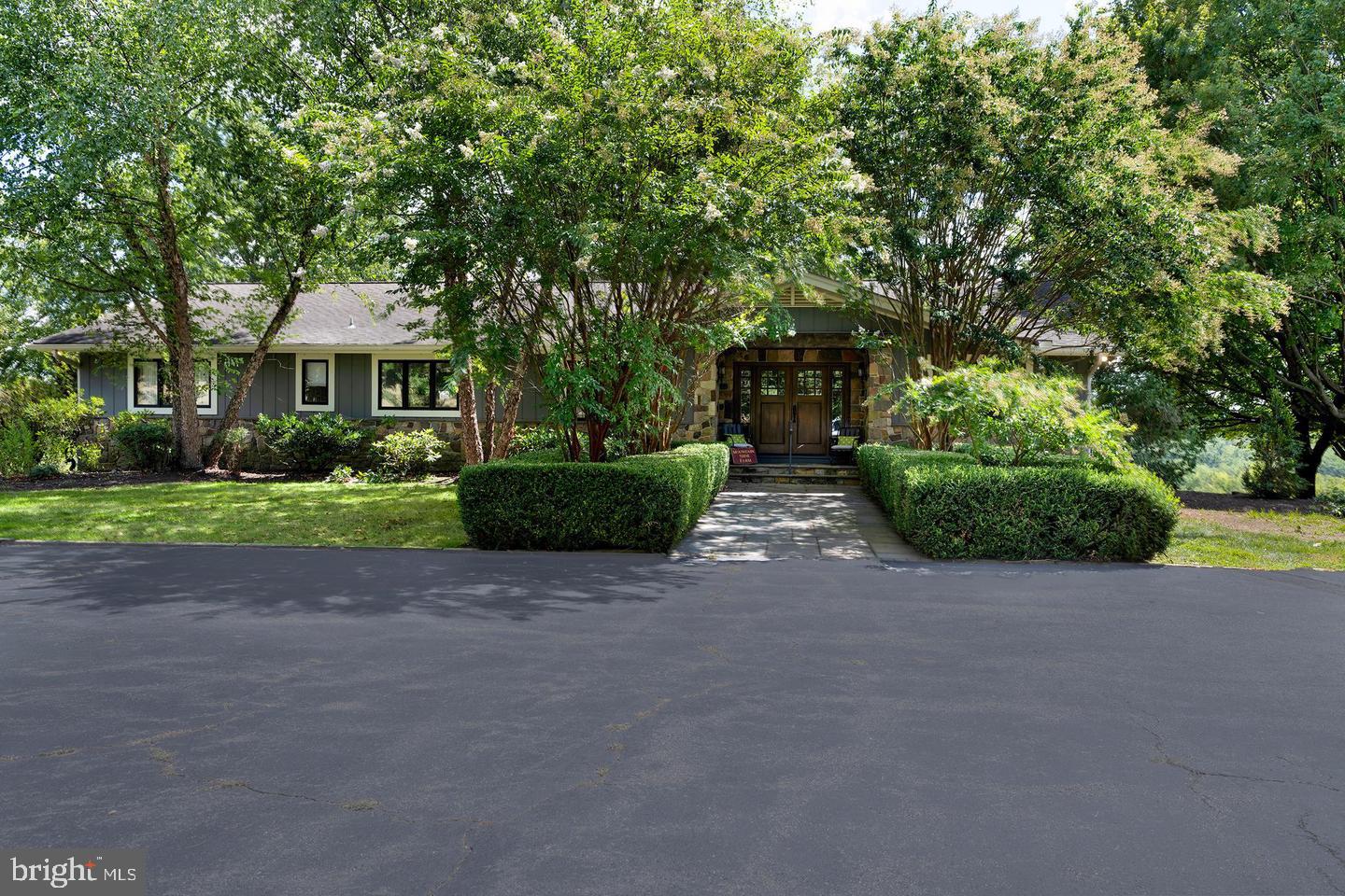 14 HUNTER ROAD