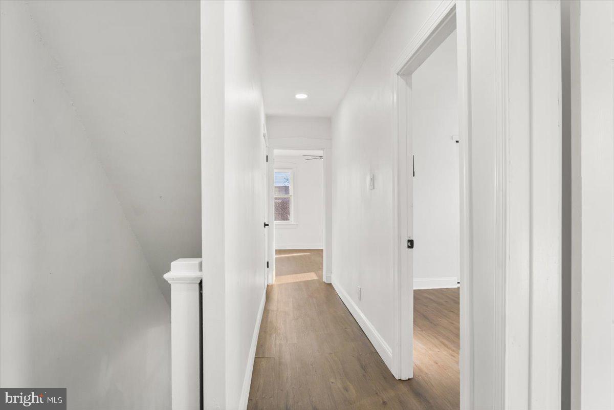 OAKLYN MANOR - Residential