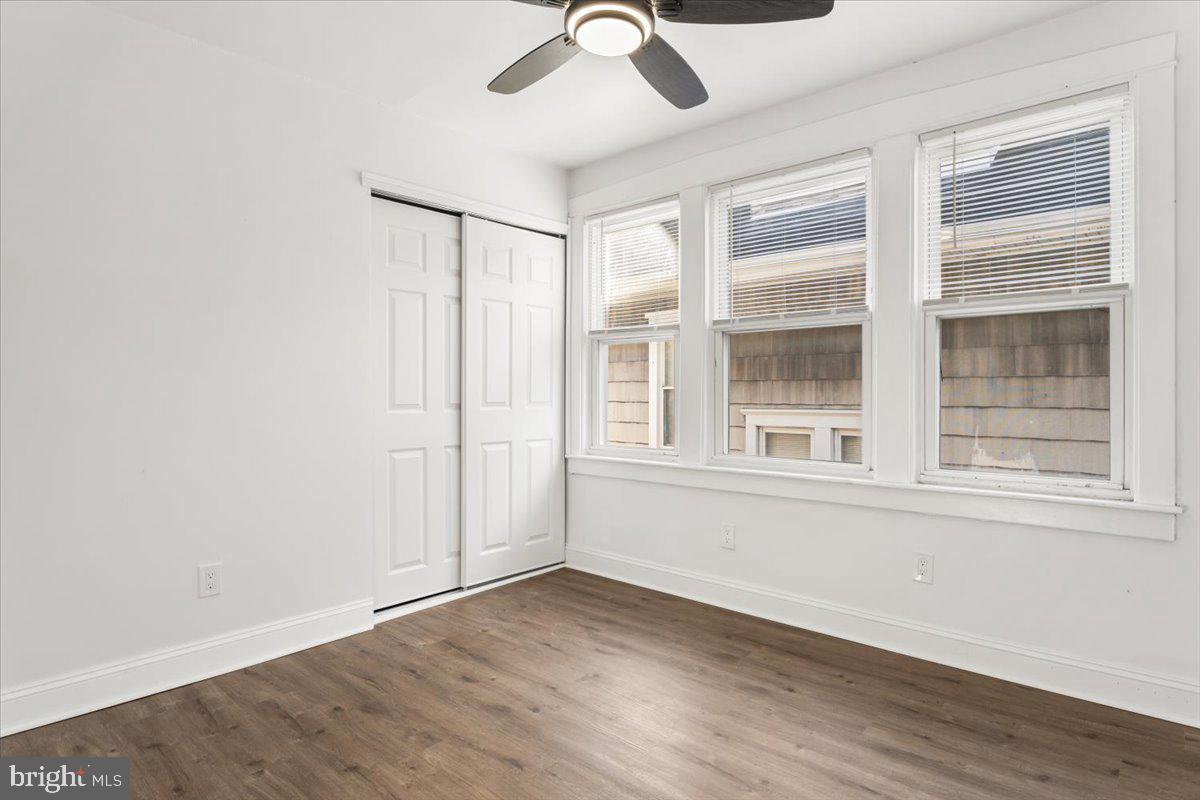 OAKLYN MANOR - Residential